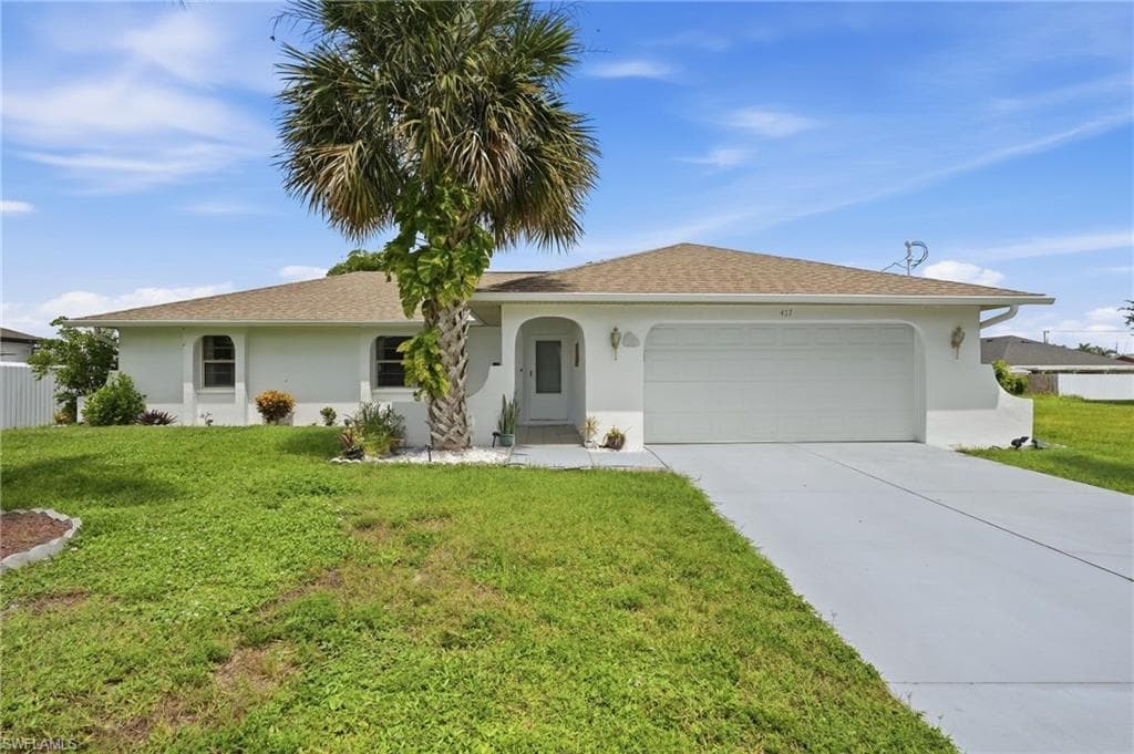 417 Trafalgar PKWY CAPE CORAL, FL 33991