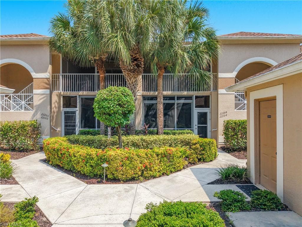 26190 Clarkston DR 104 BONITA SPRINGS, FL 34135