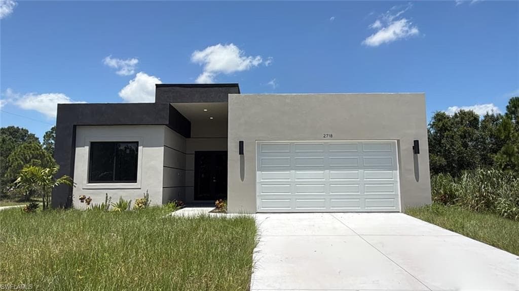 2718 51st ST W LEHIGH ACRES, FL 33971