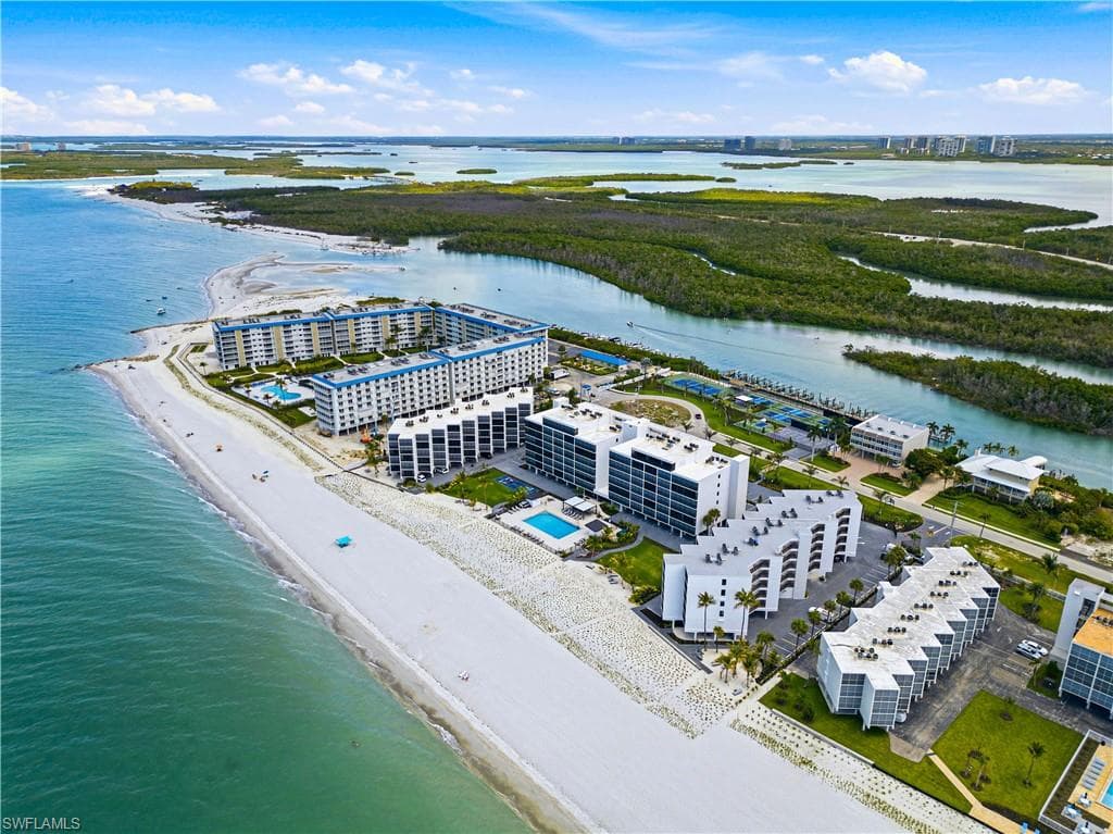 25820 Hickory BLVD 301 BONITA SPRINGS, FL 34134