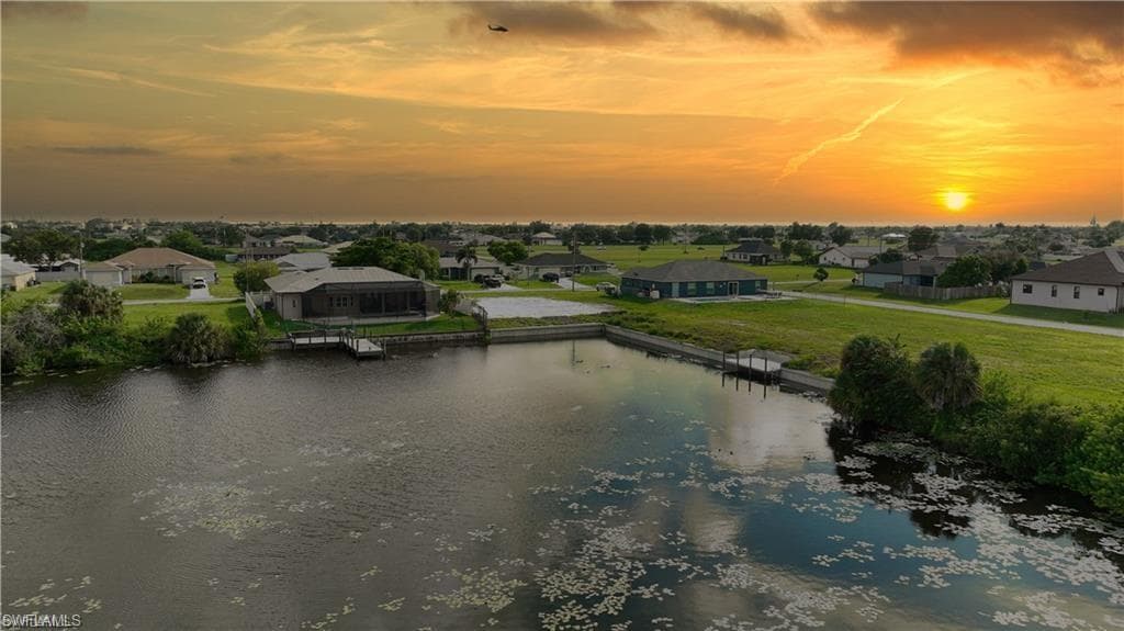 2305 NE 17th ST CAPE CORAL, FL 33909