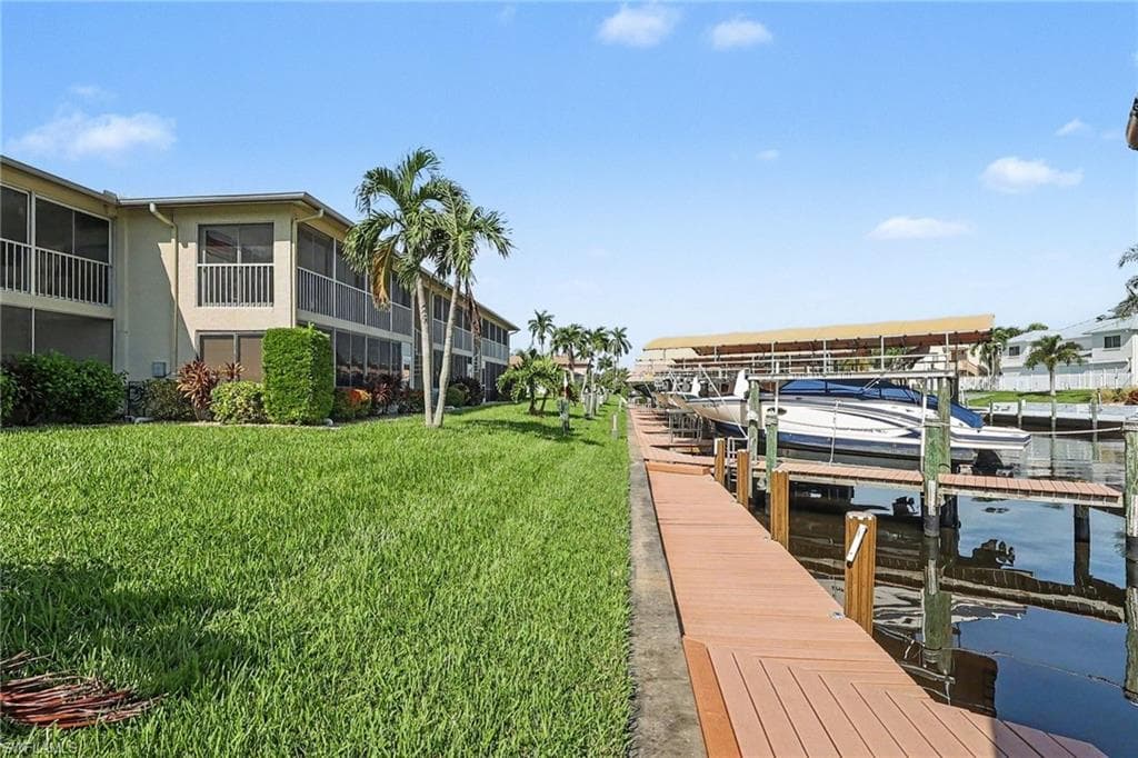 1317 SE 46th LN 104 CAPE CORAL, FL 33904