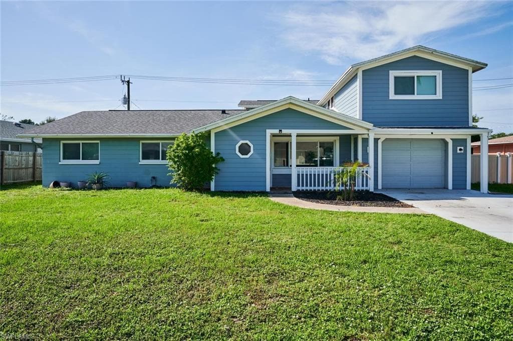 2212 Crystal DR FORT MYERS, FL 33907