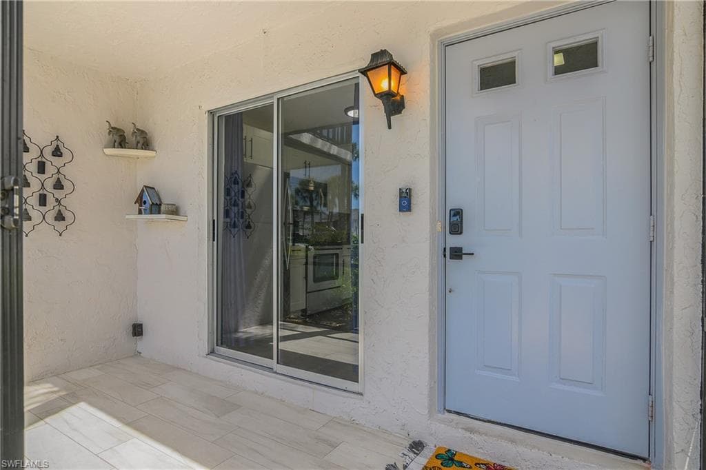 4073 Northlight DR 1803 NAPLES, FL 34112