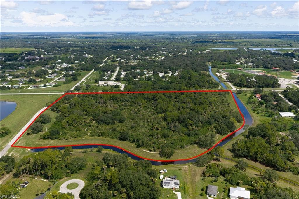 Cowboy WAY OTHER, FL 33935