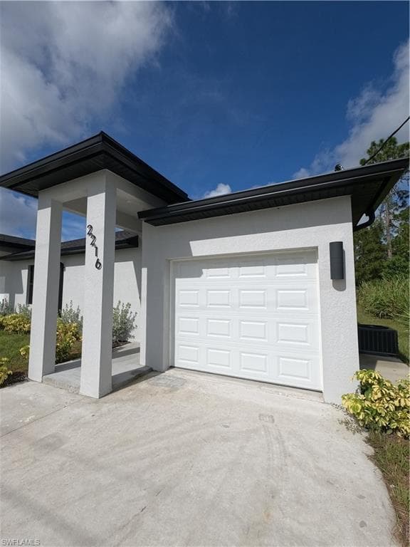 2216 Kenneth AVE S LEHIGH ACRES, FL 33973