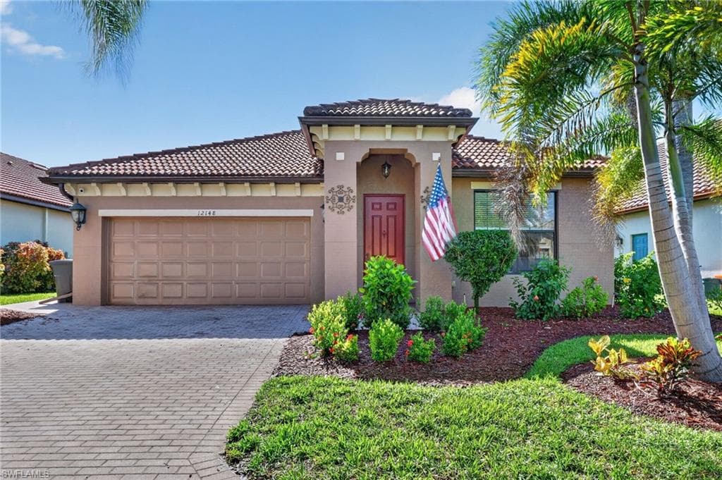 12148 Country Day CIR FORT MYERS, FL 33913