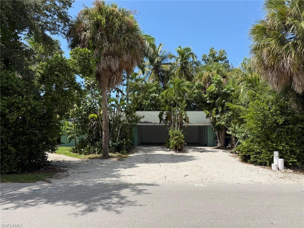 27633 -635 Imperial Shores BLVD BONITA SPRINGS, FL 34134