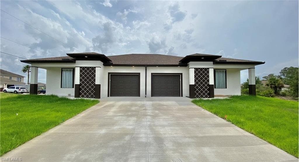 2403 Dickens AVE N LEHIGH ACRES, FL 33971
