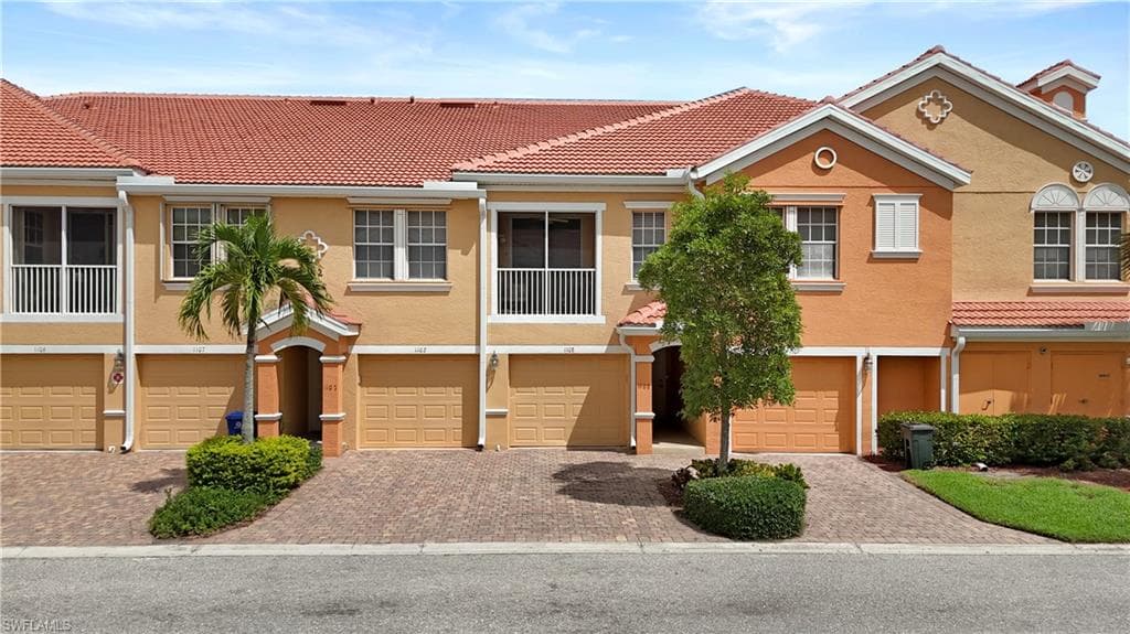 1842 Concordia Lake CIR 1102 CAPE CORAL, FL 33909