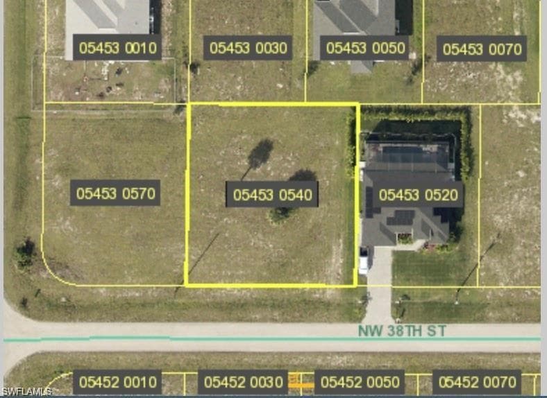 4209 38th ST CAPE CORAL, FL 33993