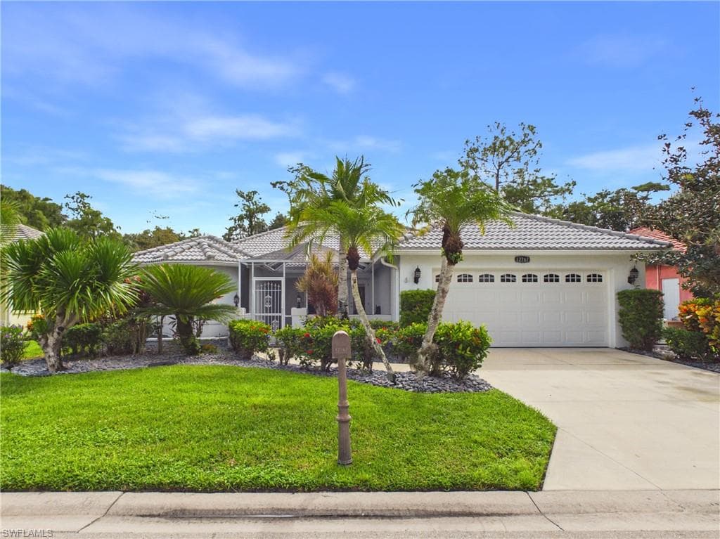 12767 Hunters Ridge DR BONITA SPRINGS, FL 34135