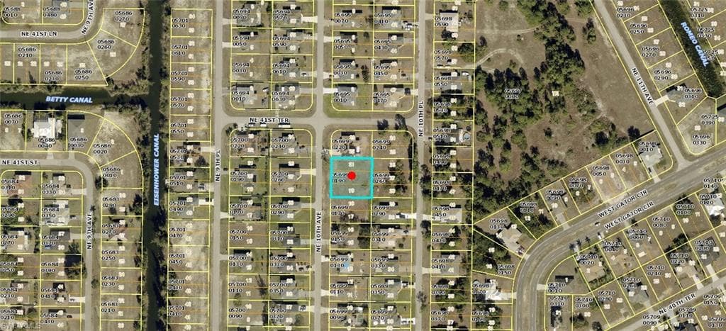 4039 NE 10th AVE CAPE CORAL, FL 33909