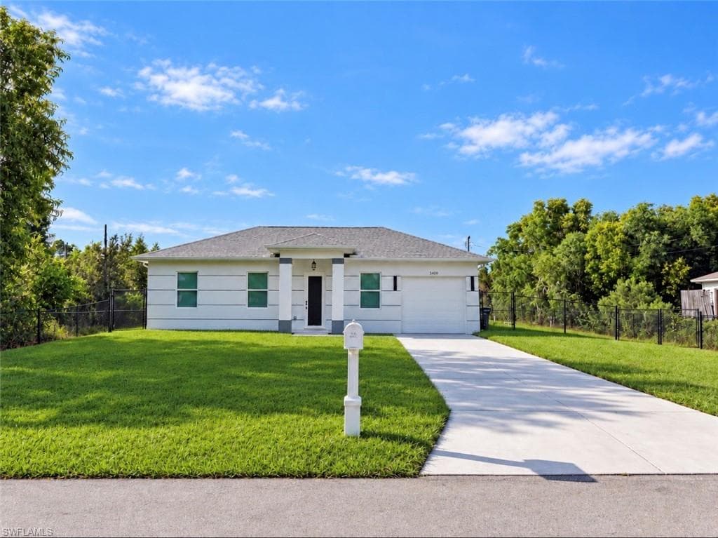 3409 31St ST W LEHIGH ACRES, FL 33971