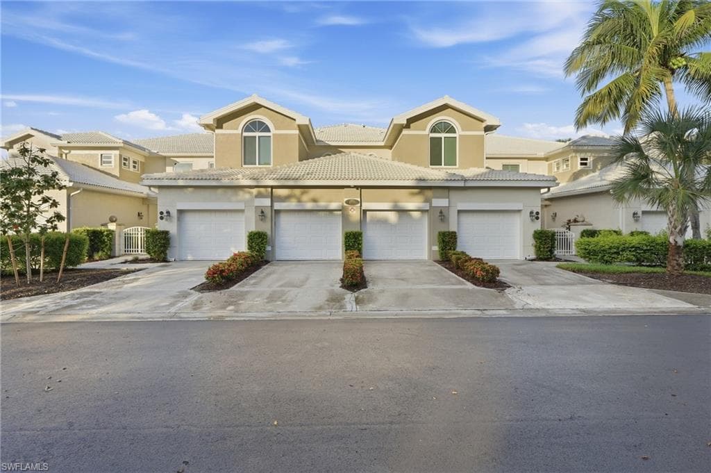 4705 Hawks Nest WAY 102 NAPLES, FL 34114