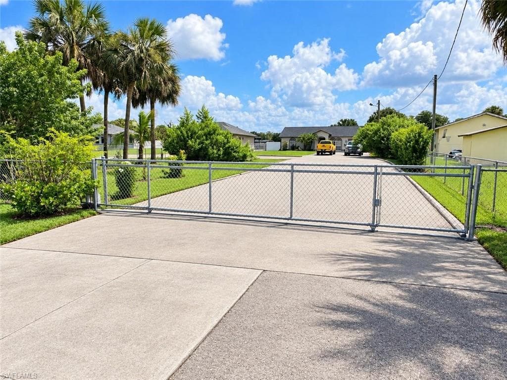 3180 Everglades BLVD S NAPLES, FL 34117