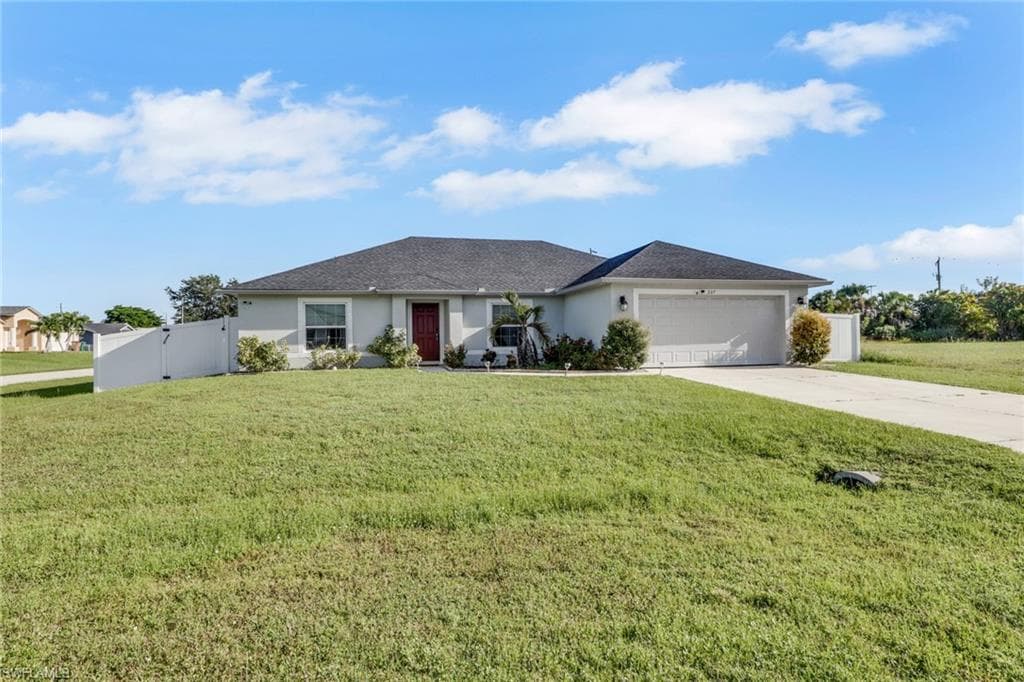 327 SW 31st ST CAPE CORAL, FL 33914