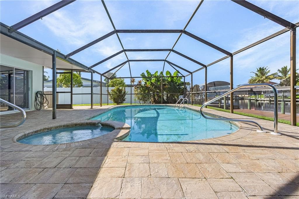2215 Cape WAY NORTH FORT MYERS, FL 33917