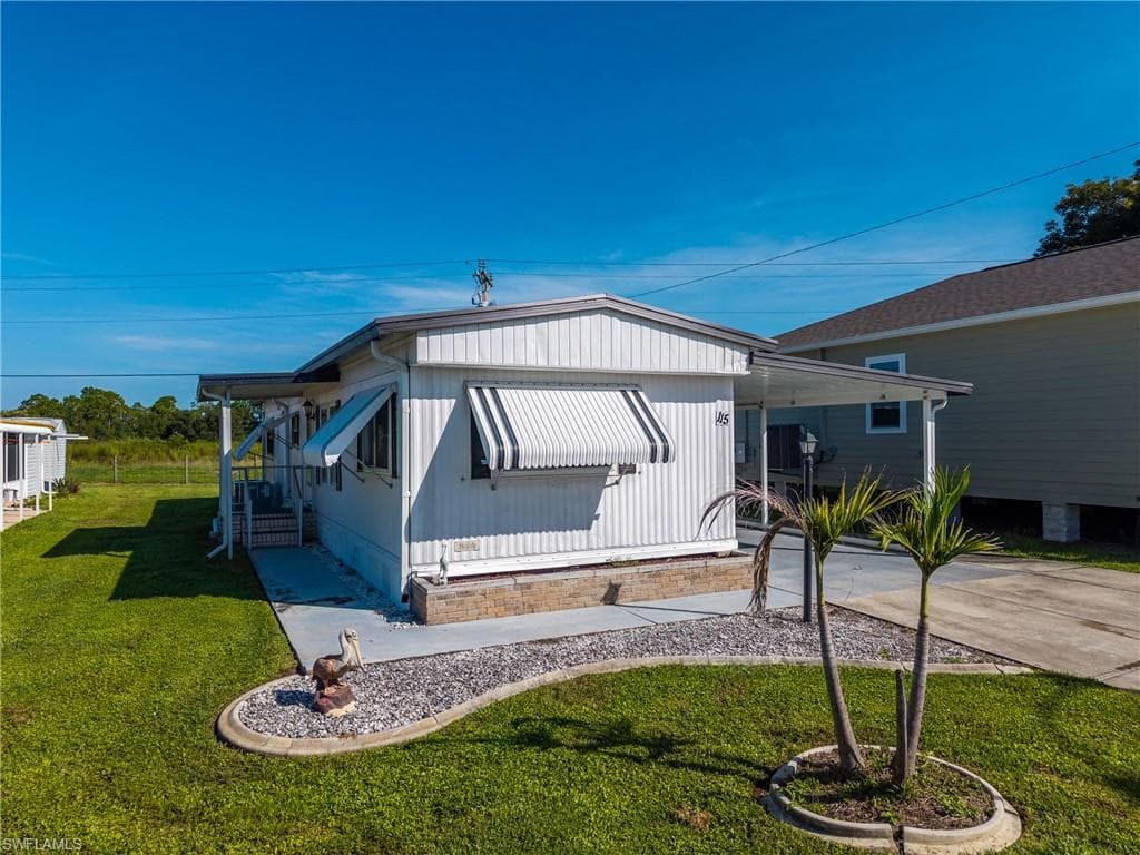 115 Conestoga TRL NORTH FORT MYERS, FL 33917