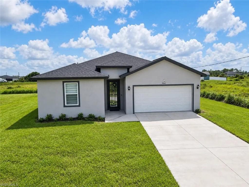 9040 Bamboo CIR LABELLE, FL 33935