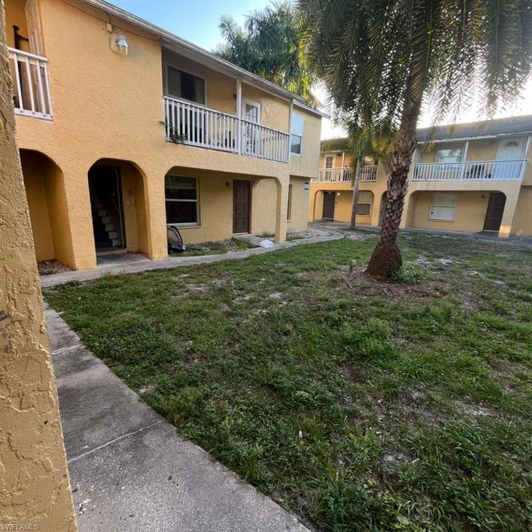 3950 Lora ST 205 FORT MYERS, FL 33916