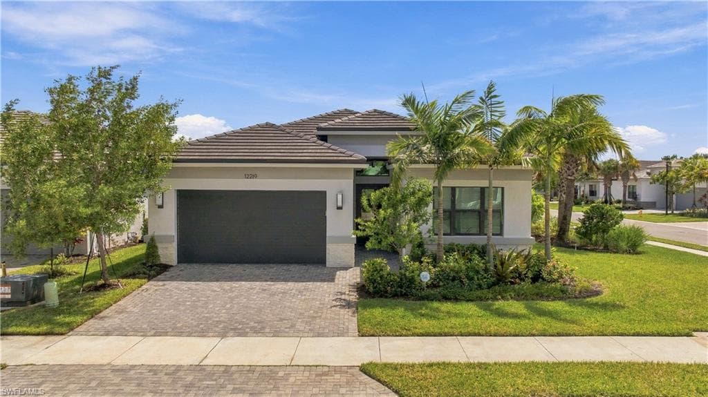 12219 Red Pine PL ESTERO, FL 33928