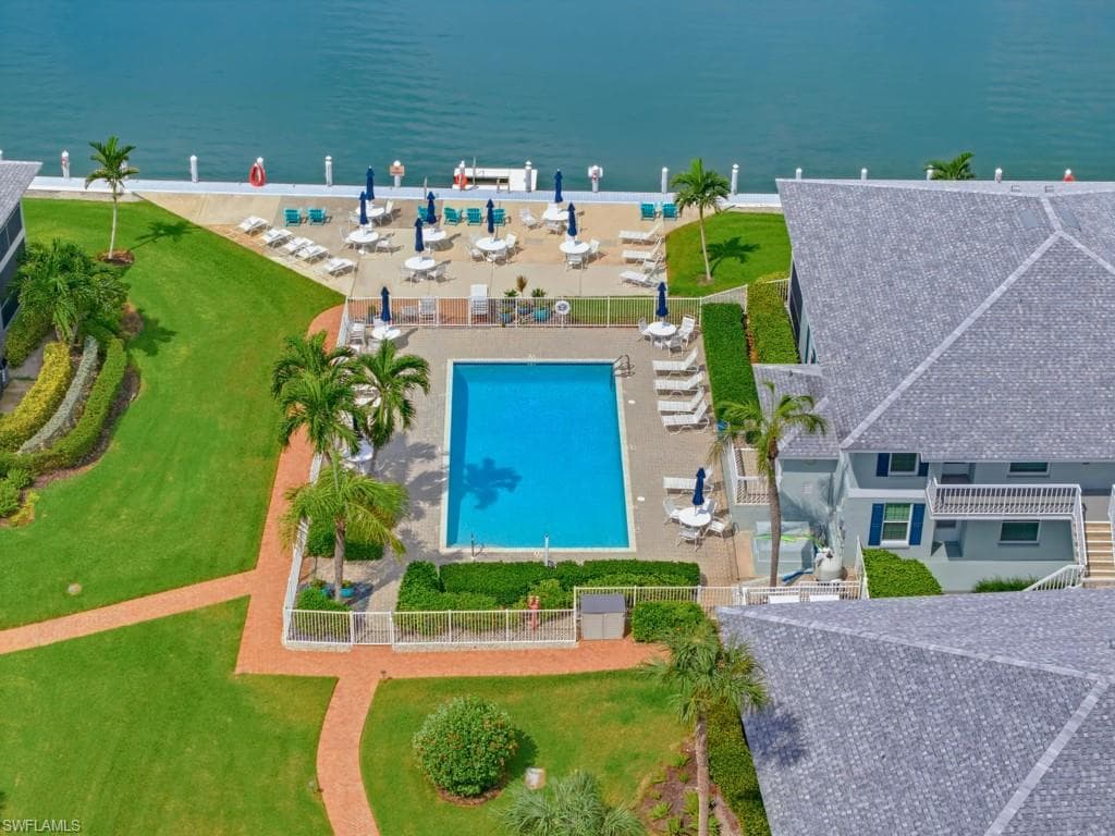 671 Elkcam CIR 513 MARCO ISLAND, FL 34145