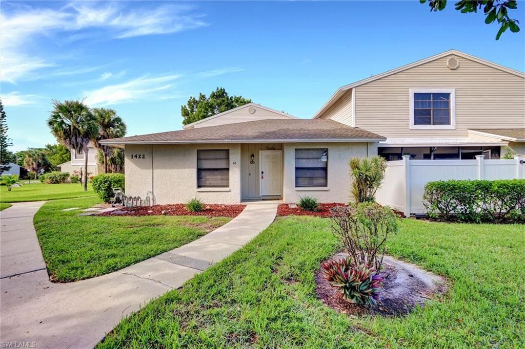 1422 SW 50th ST 66 CAPE CORAL, FL 33914