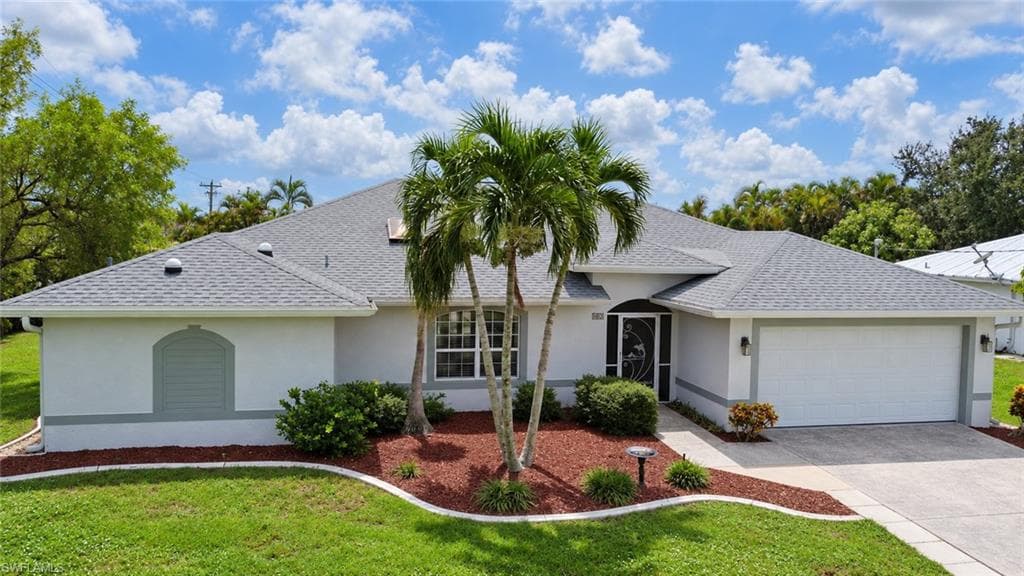 428 SW 5th ST CAPE CORAL, FL 33991