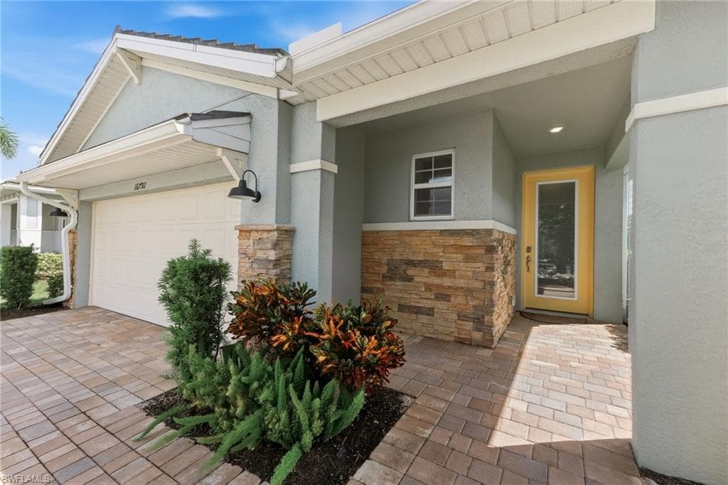 16792 Seasons Coast DR BONITA SPRINGS, FL 34135