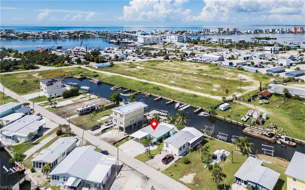 847 Oak ST FORT MYERS BEACH, FL 33931