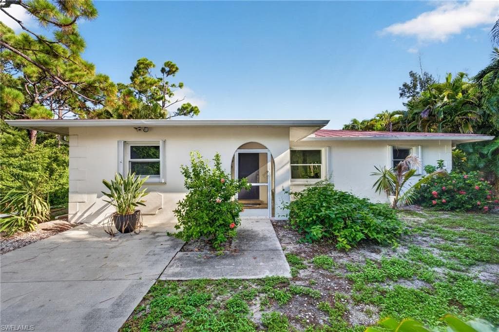 3628 Tropical Point DR ST. JAMES CITY, FL 33956