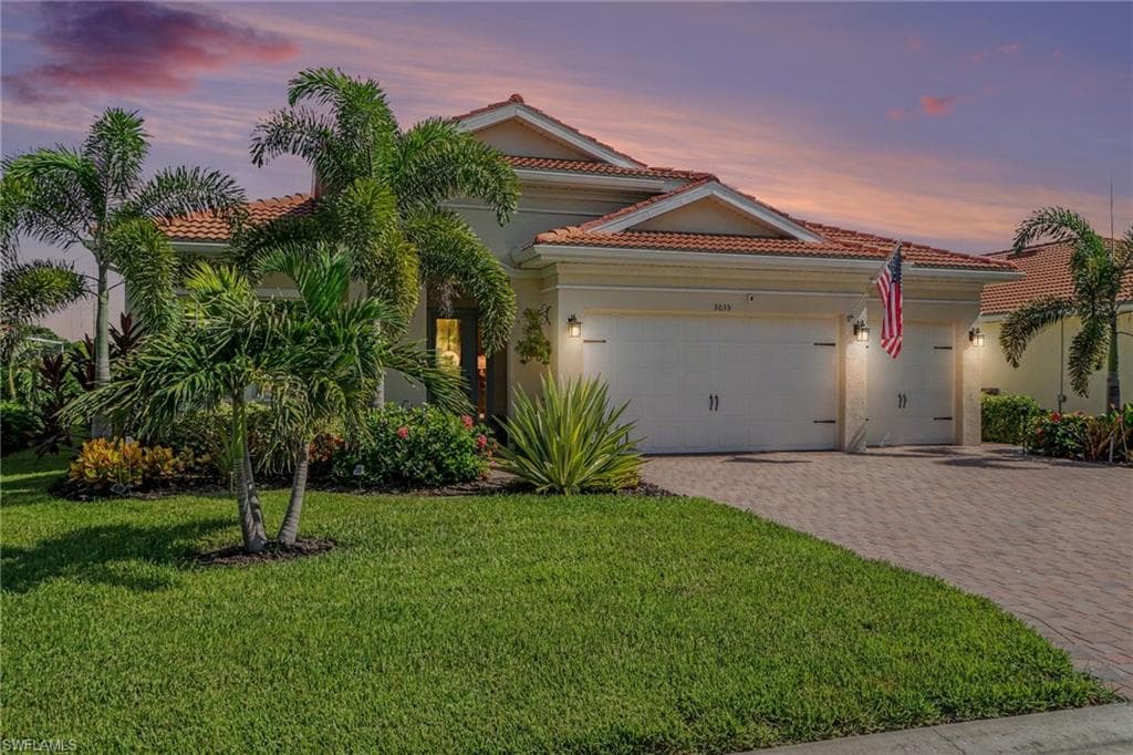 3035 Apple Blossom DR ALVA, FL 33920