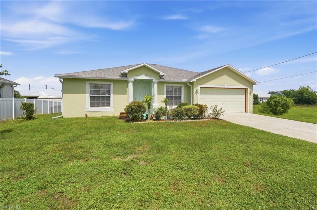 4102 10th ST W LEHIGH ACRES, FL 33971