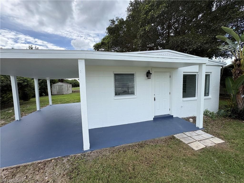 1002 Adams AVE LEHIGH ACRES, FL 33936