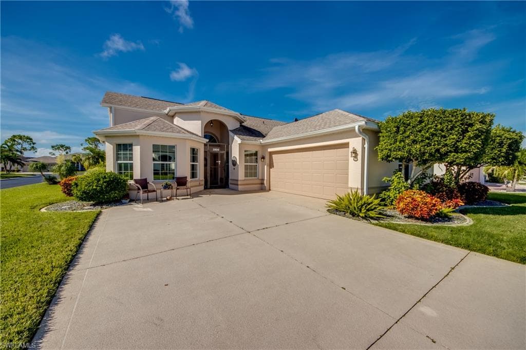 3800 Gloxinia DR NORTH FORT MYERS, FL 33917