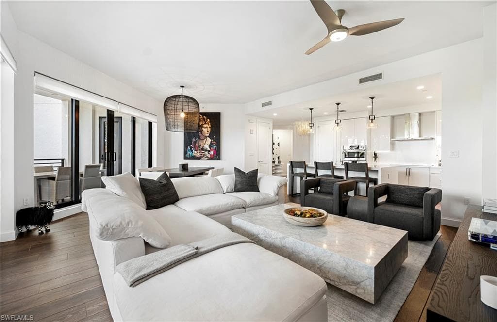 1115 Central AVE 339 NAPLES, FL 34102