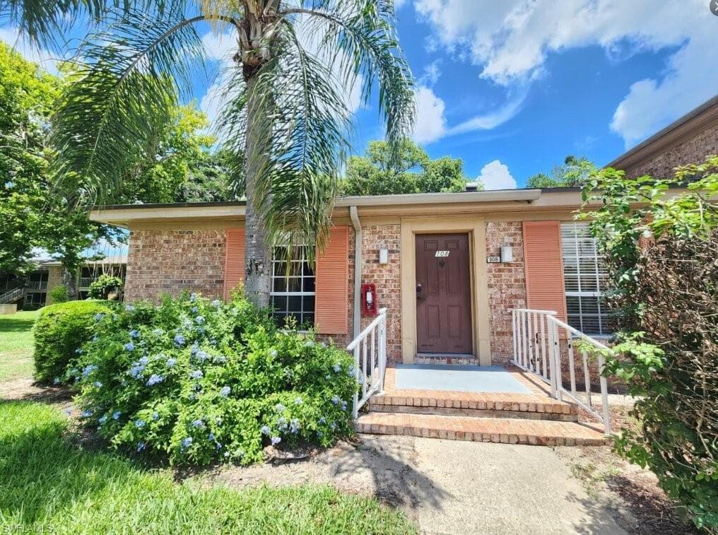 416 BANYON TREE CIR MAITLAND, FL 33331