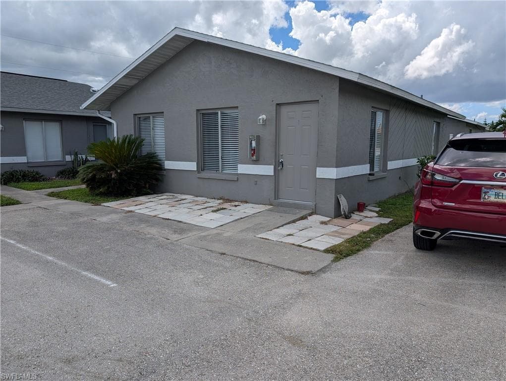 222 Hancock Bridge PKWY 1 CAPE CORAL, FL 33990
