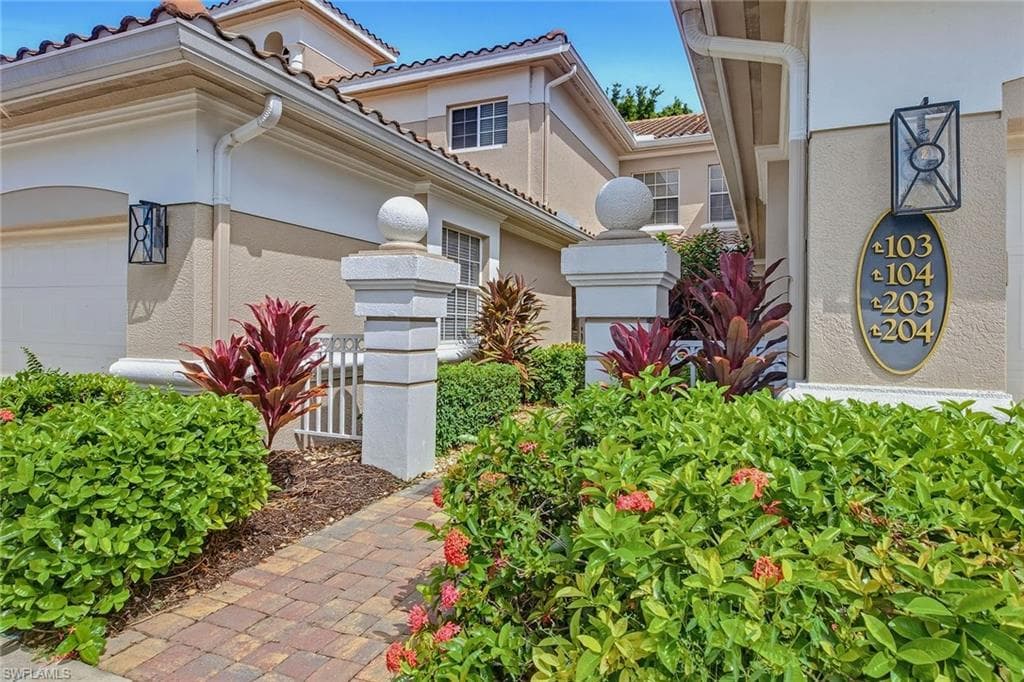 3965 Deer Crossing CT 103 NAPLES, FL 34114