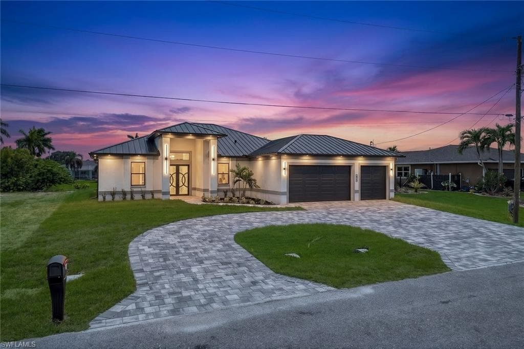 508 SE 14th TER CAPE CORAL, FL 33990