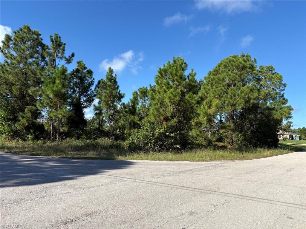 710 Oakridge AVE S LEHIGH ACRES, FL 33974
