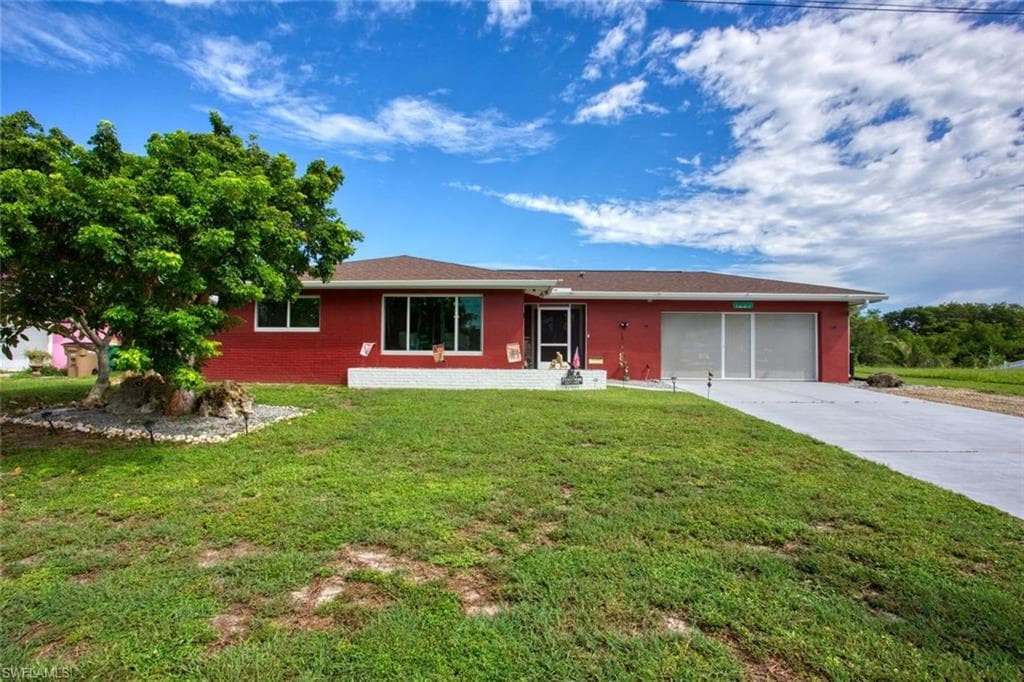 1227 Everest PKWY CAPE CORAL, FL 33904
