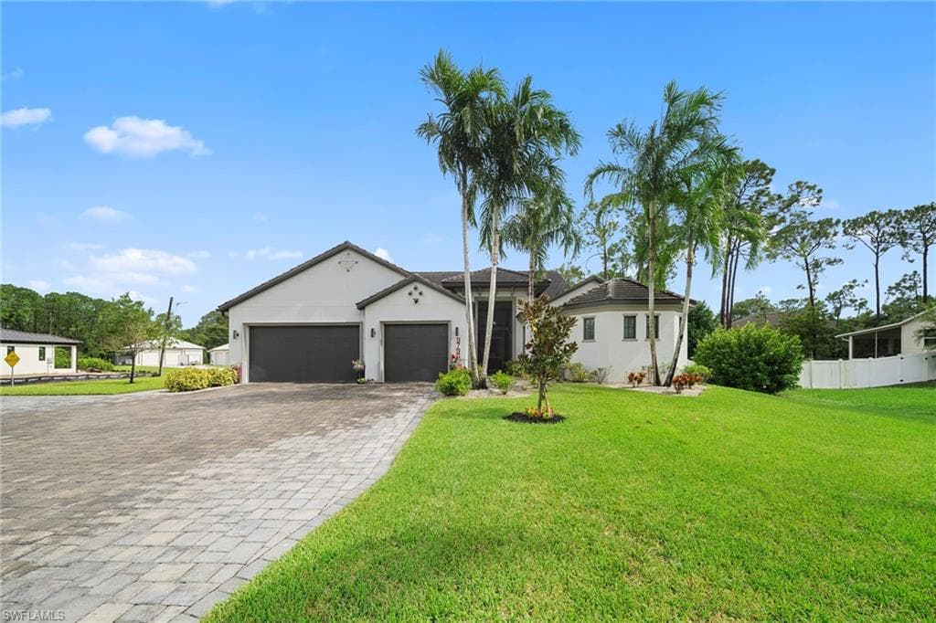 9796 Strike LN BONITA SPRINGS, FL 34135