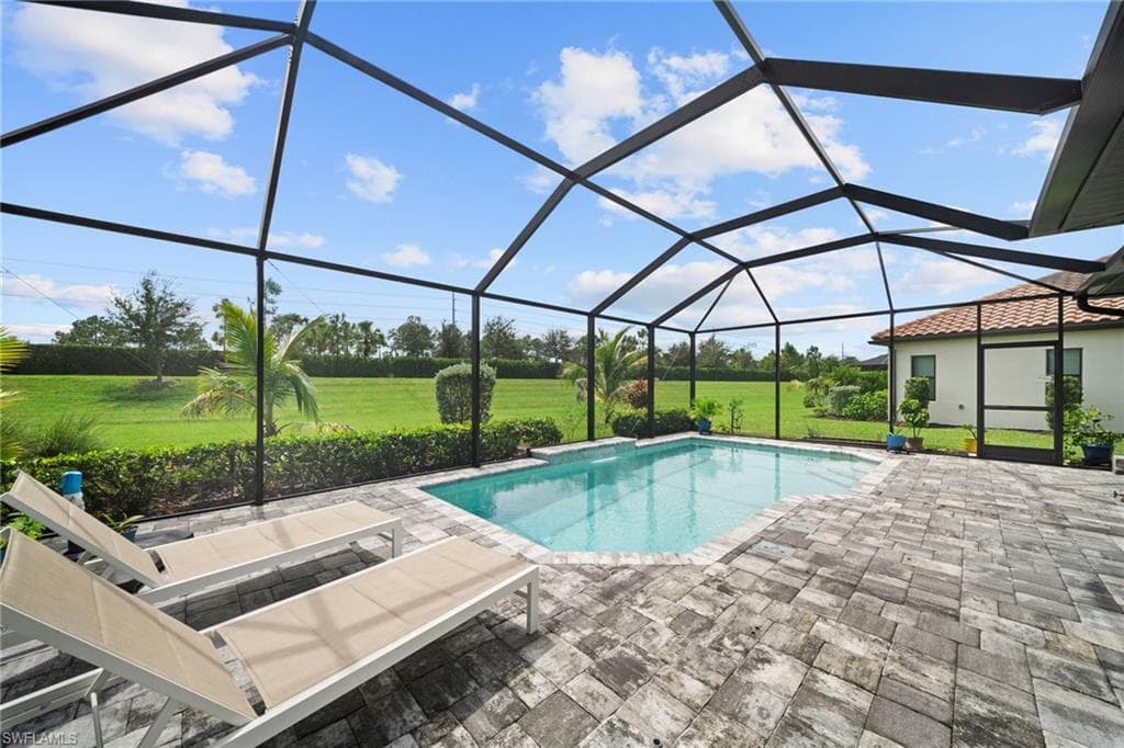 4048 Pegasus WAY NAPLES, FL 34120
