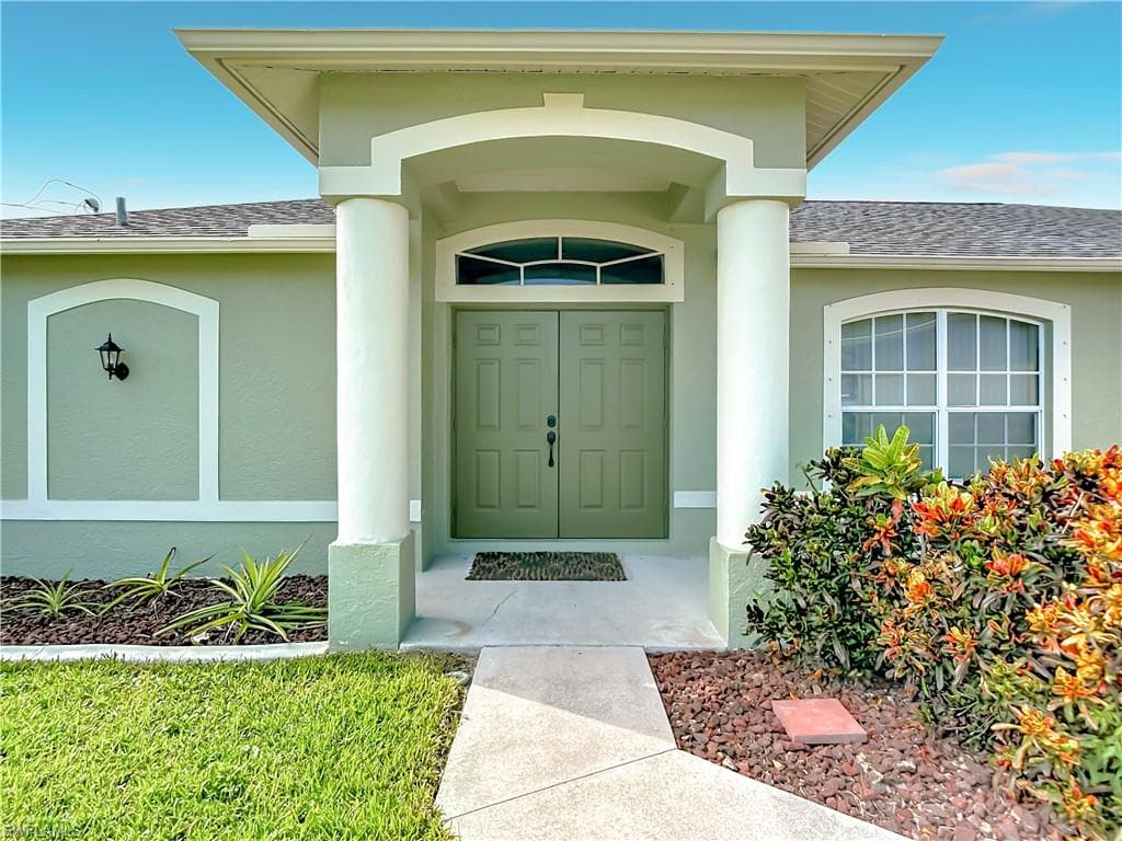 1808 SW 12th LN CAPE CORAL, FL 33991