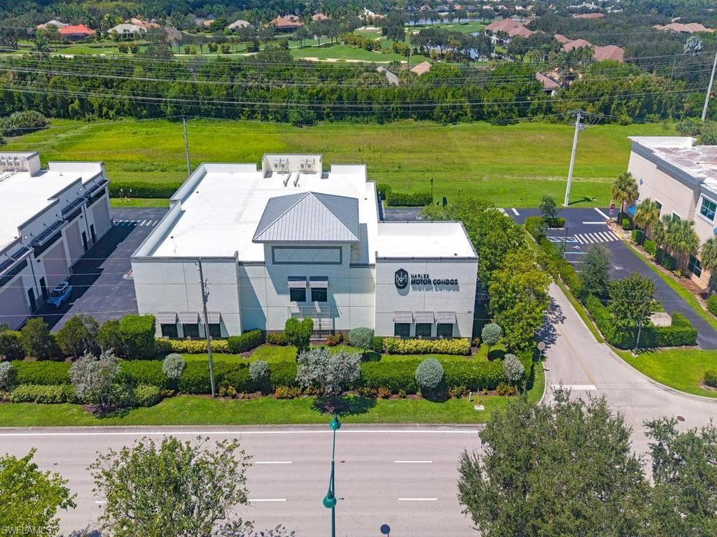 12981 LIVINGSTON RD 402 NAPLES, FL 34105