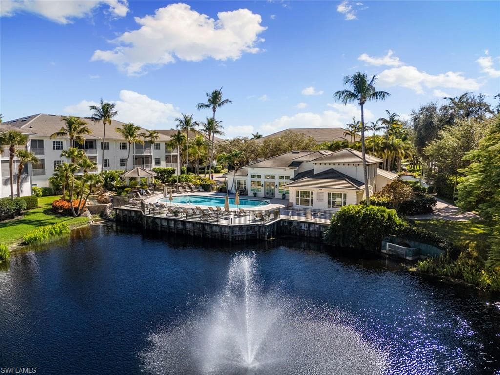 831 Sailaway LN 201 NAPLES, FL 34108