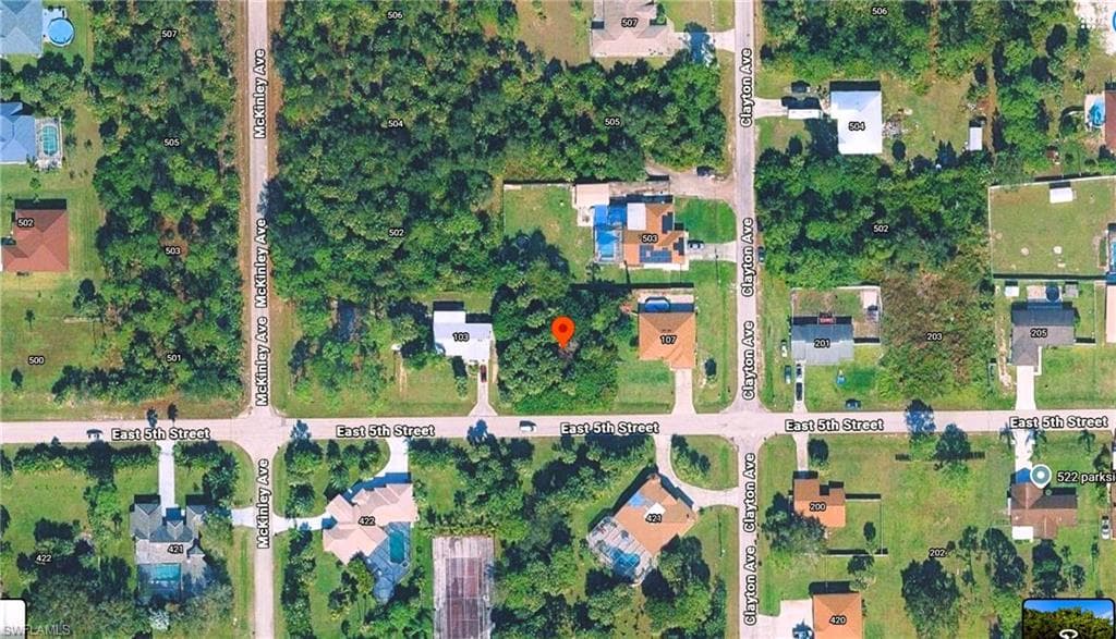 105 5th ST LEHIGH ACRES, FL 33972