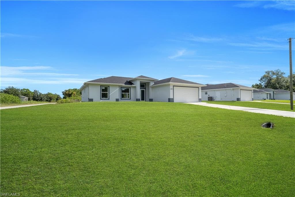 1021 Pilgrim ST E LEHIGH ACRES, FL 33974